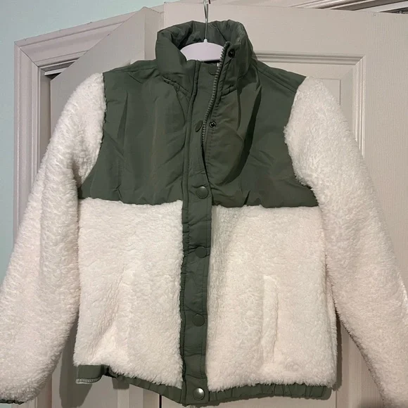 Billabong Sage Green and Cream Teddy Jacket - Picture 3 of 7